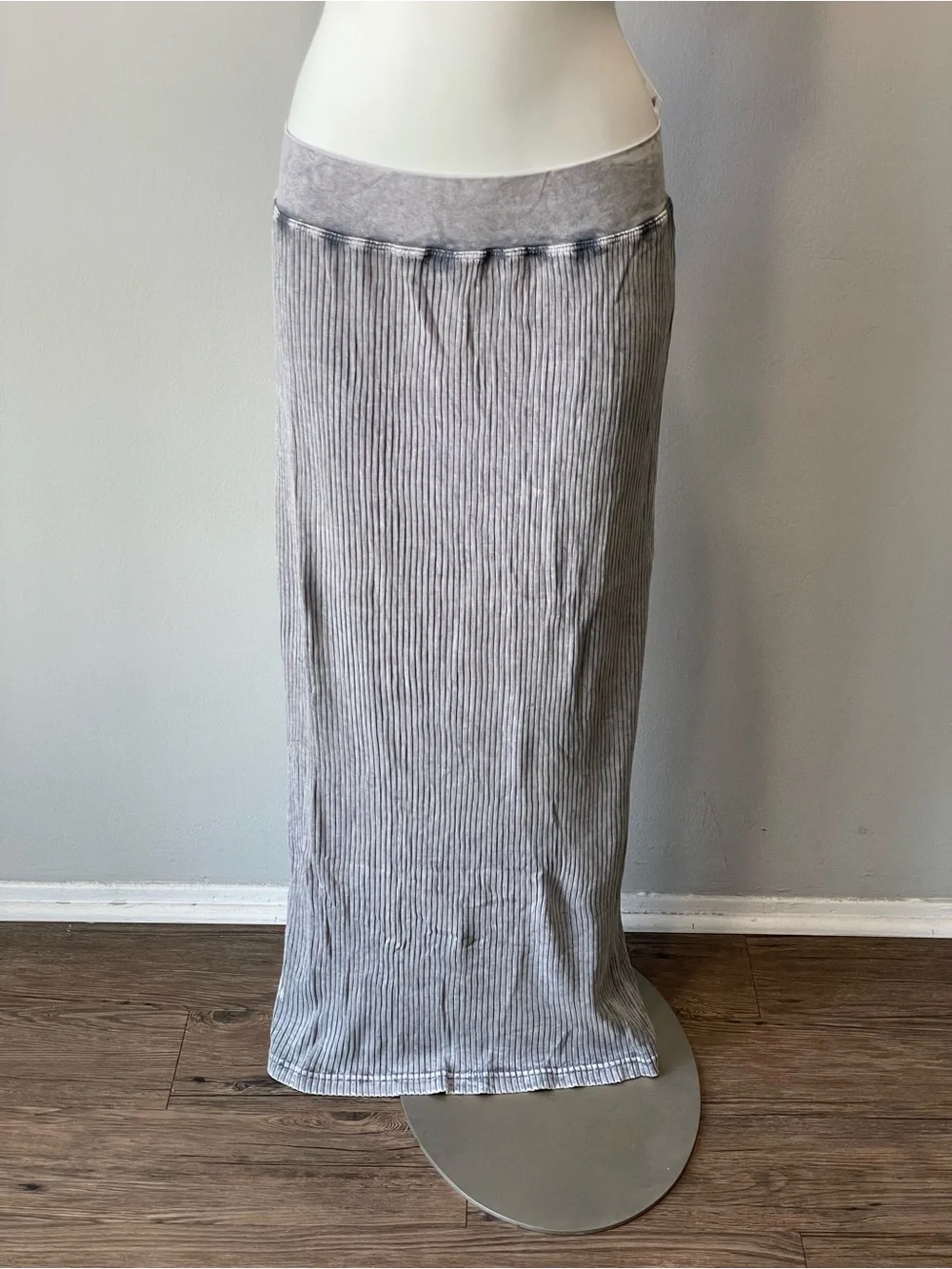 Hard Tail Light Gray Ribbed Maxi Skirt - Picture 1 of 3